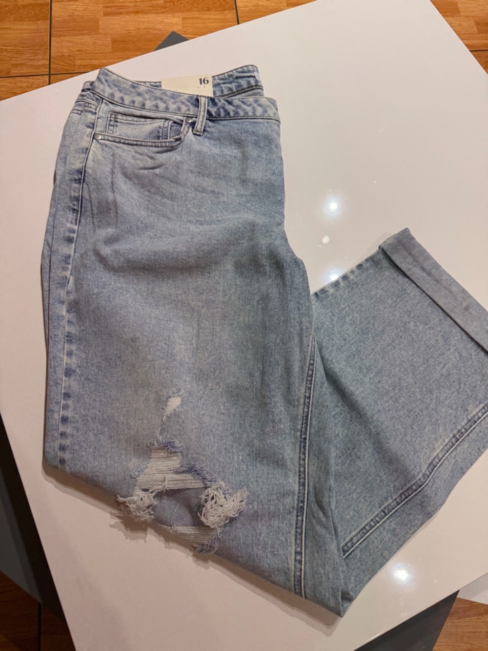 ARULA Light Indigo Washed Denim jeans mid-rise girlfriend - size 16